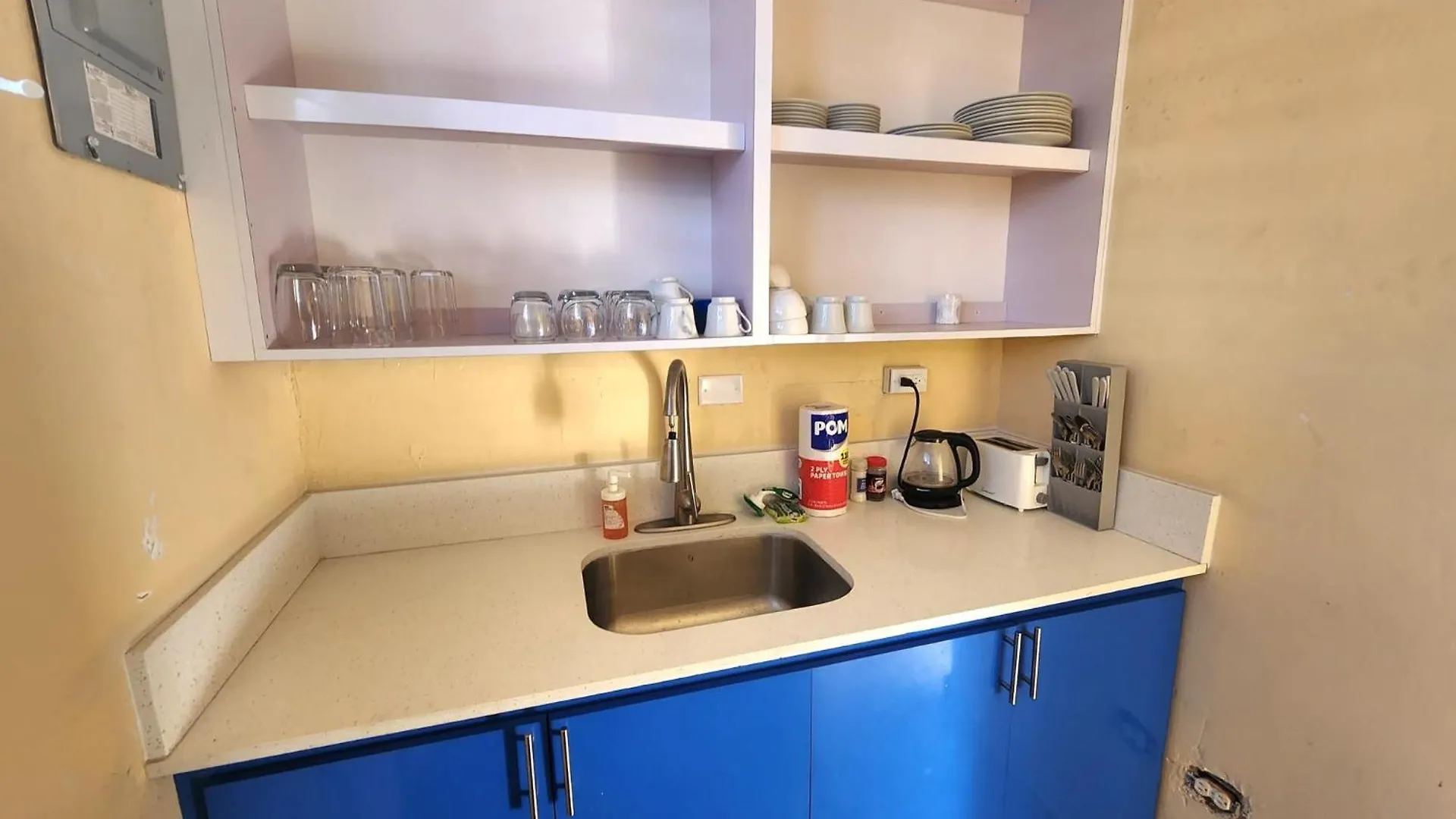 Daire 310 Del Valle Central, Freshly Remodeled 3 Bedroom Home Sleeps 8 San Juan